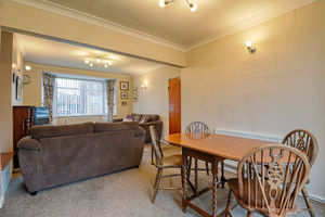 Diner/Lounge- click for photo gallery